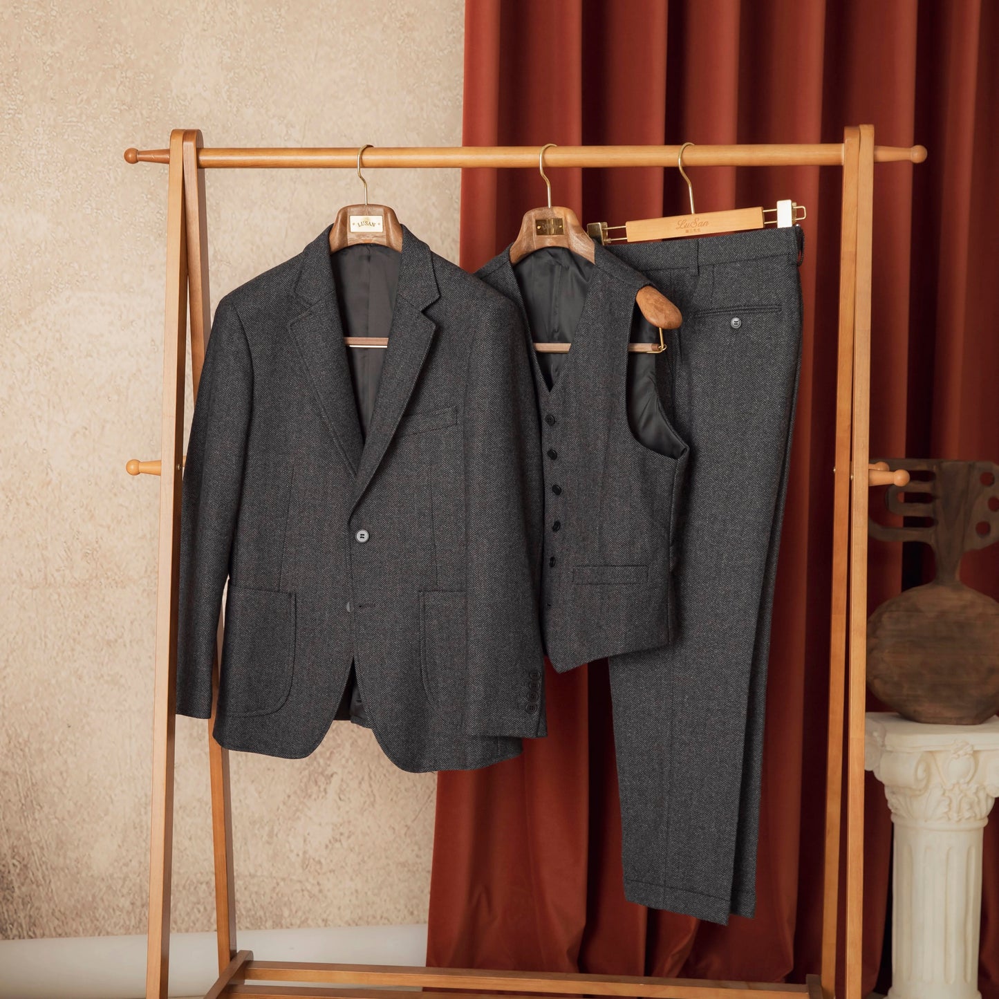 CLEREVE Sheep’s Wool Herringbone Suit