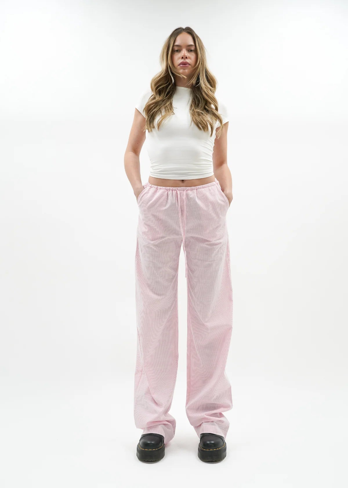 Striped pants pink