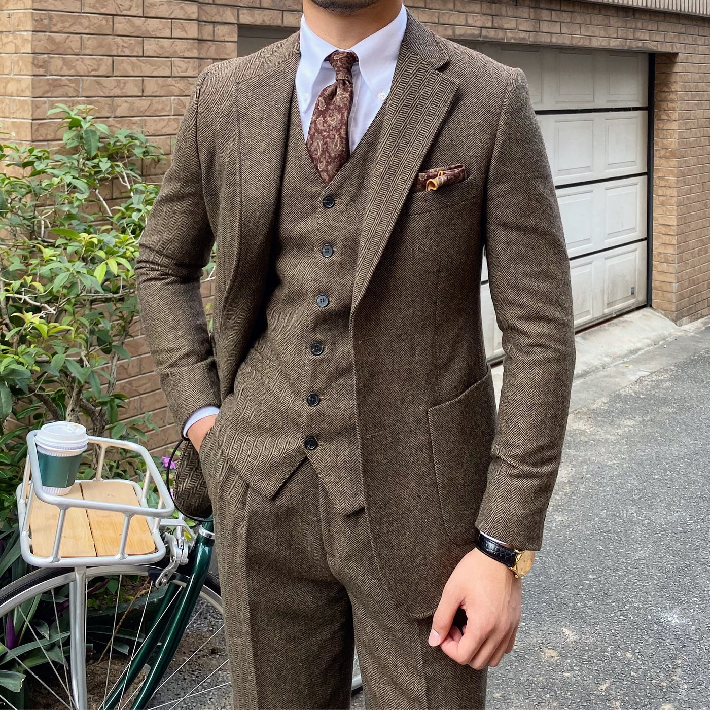CLEREVE Sheep’s Wool Herringbone Suit
